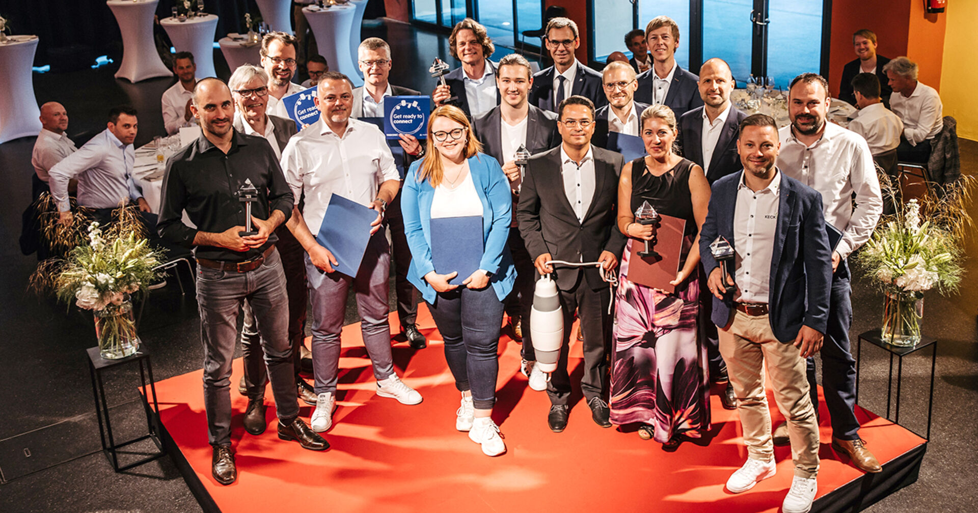 Sechs Unternehmen wurden für die Entwicklung innovativer Produkte und Verfahren in der Otten Gravour Hohenems durch das Land Vorarlberg und die Vorarlberger Wirtschaftskammer ausgezeichnet.