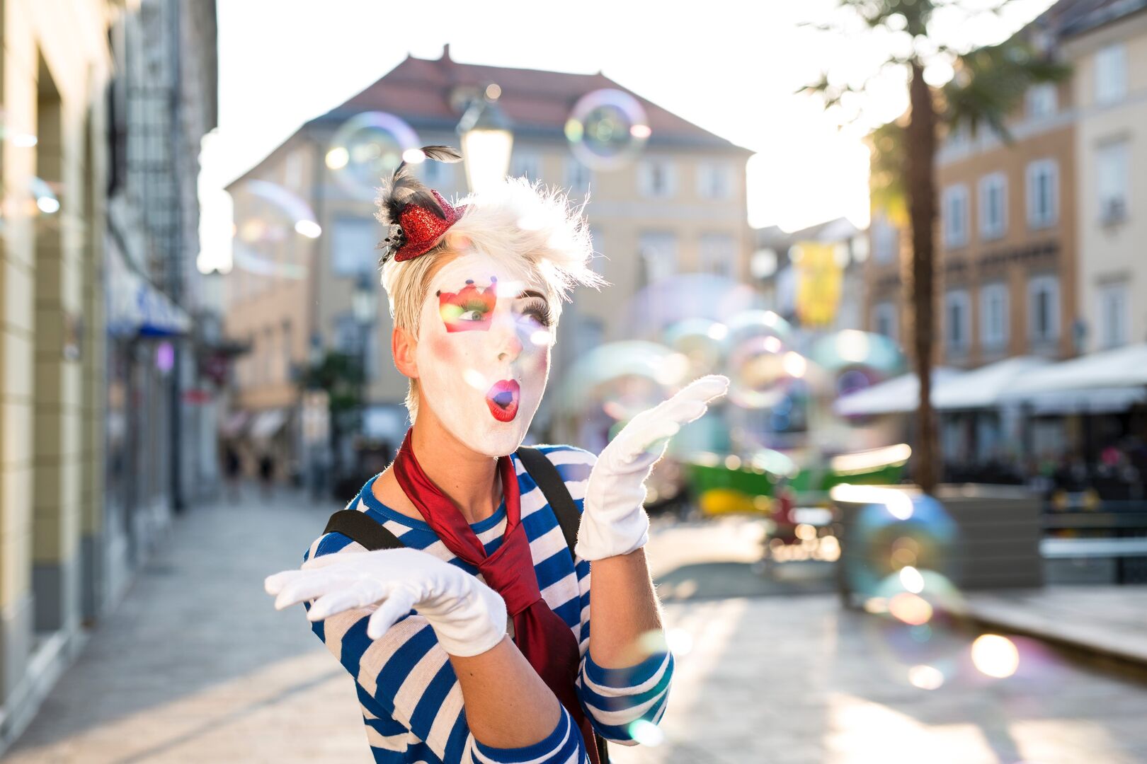Artistin am Altstadtzauber (Alter Platz Klagenfurt)
