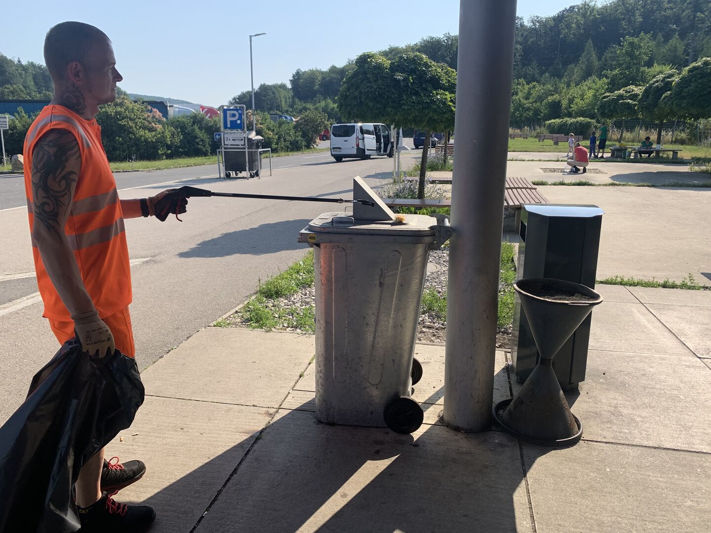 Müll Autobahn Österreich