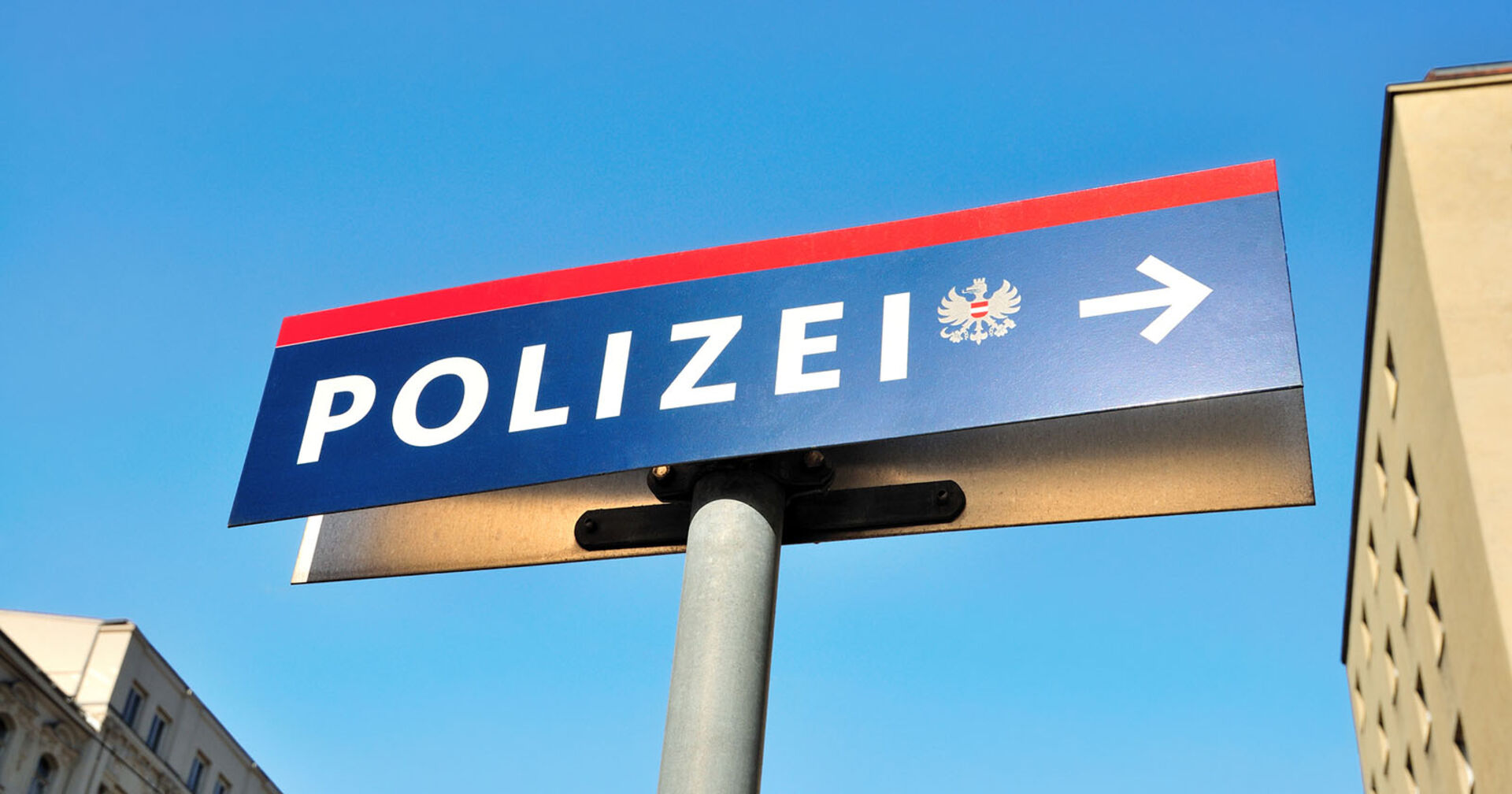 Hinweisttafel auf eine Polizeiinspektion