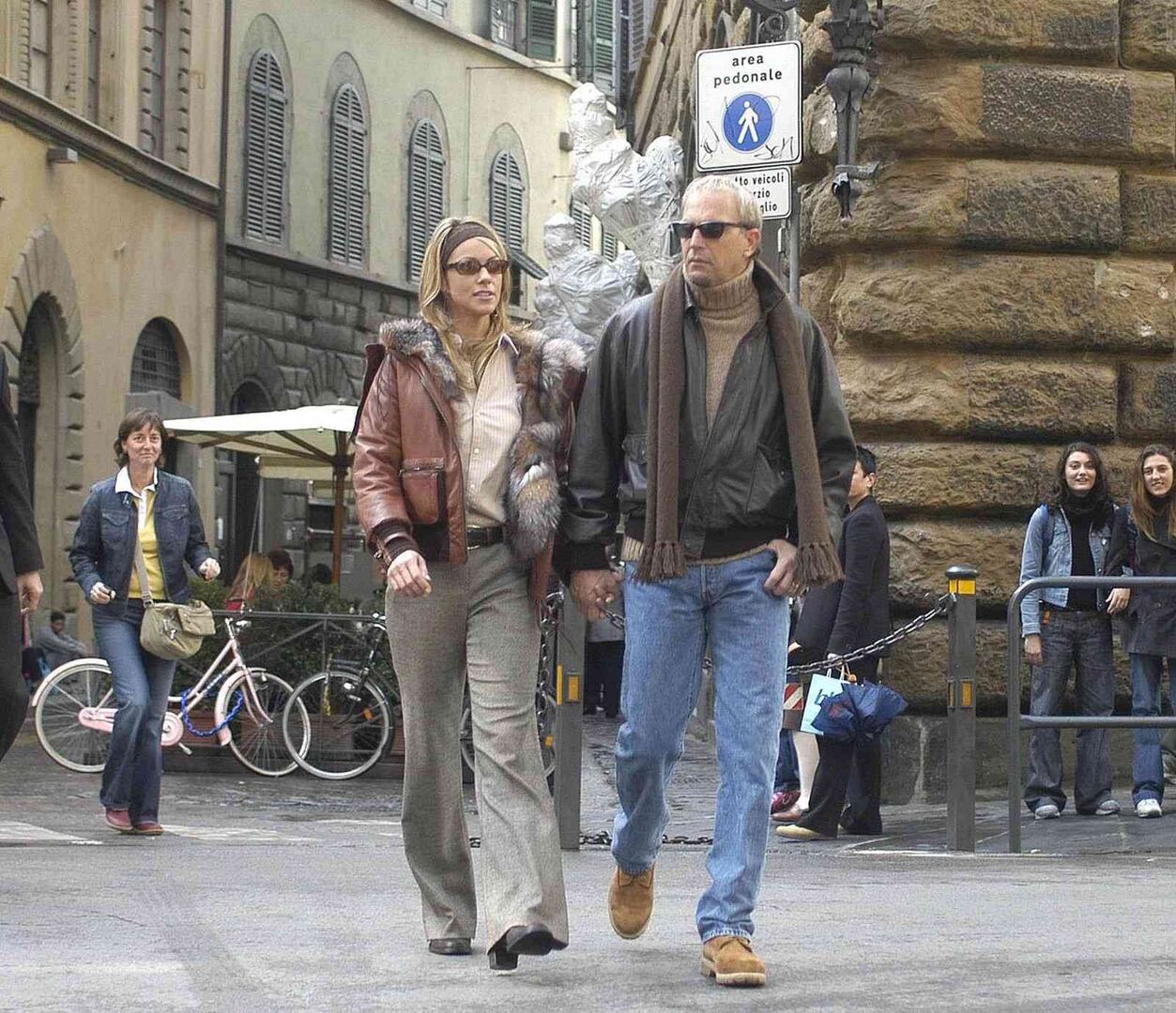 Costner und Baumgartner 2004 bei einem gemeinsamen Italien-Urlaub.