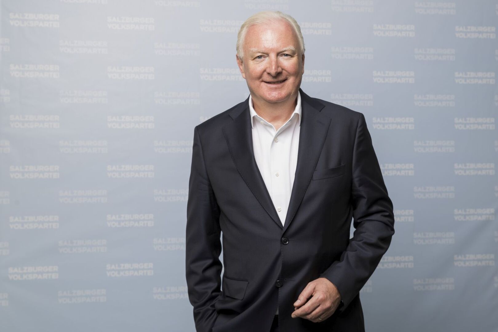 Porträtfoto von Florian Kreibich.