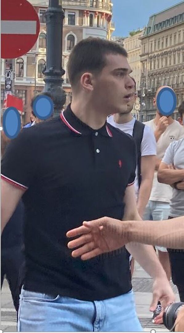 Fahndungsfoto des verdächtigen Frauenschlägers.