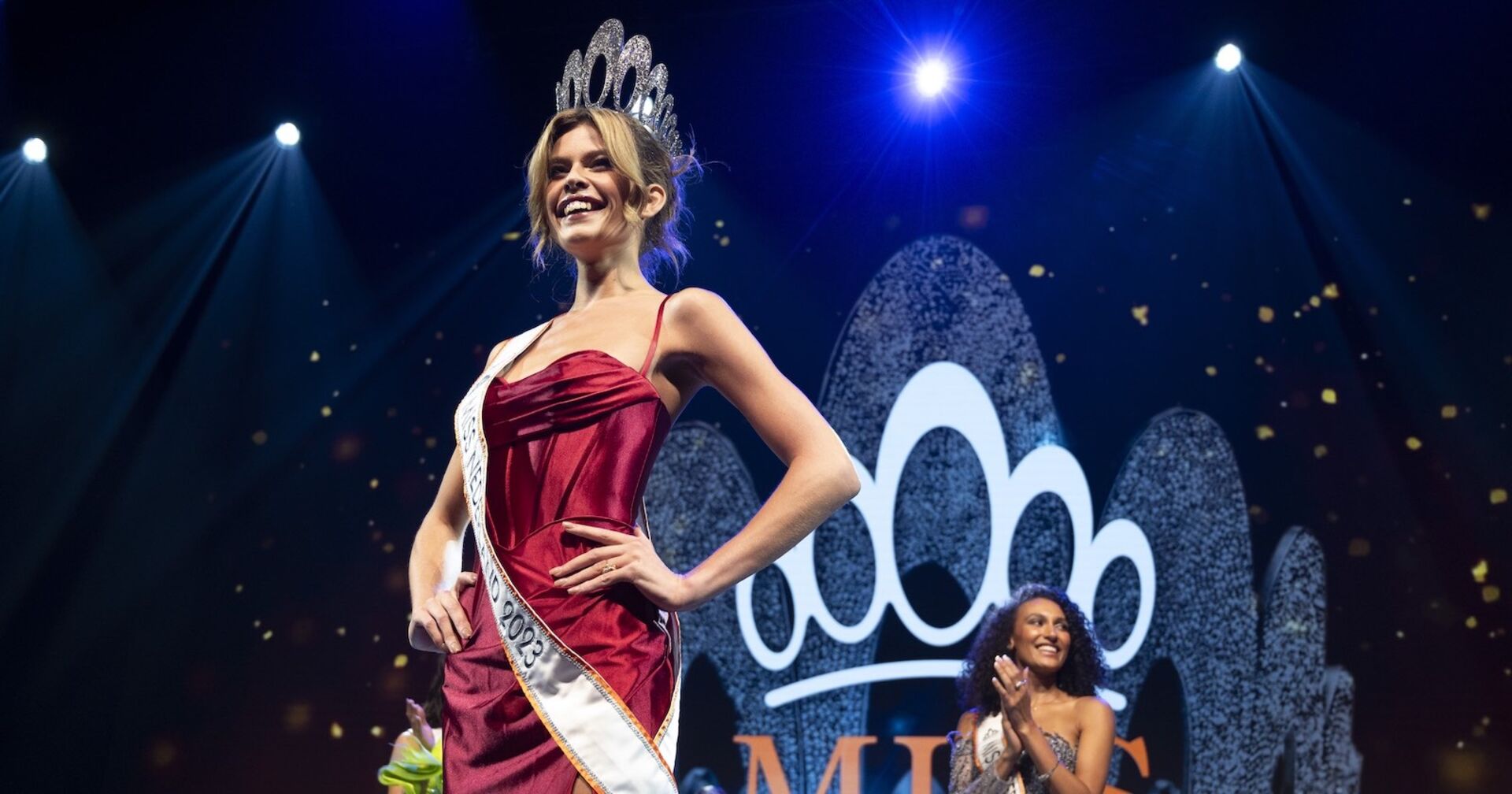 Rikkie Kolle mit der &quot;Miss Niederlande&quot;-Krone.