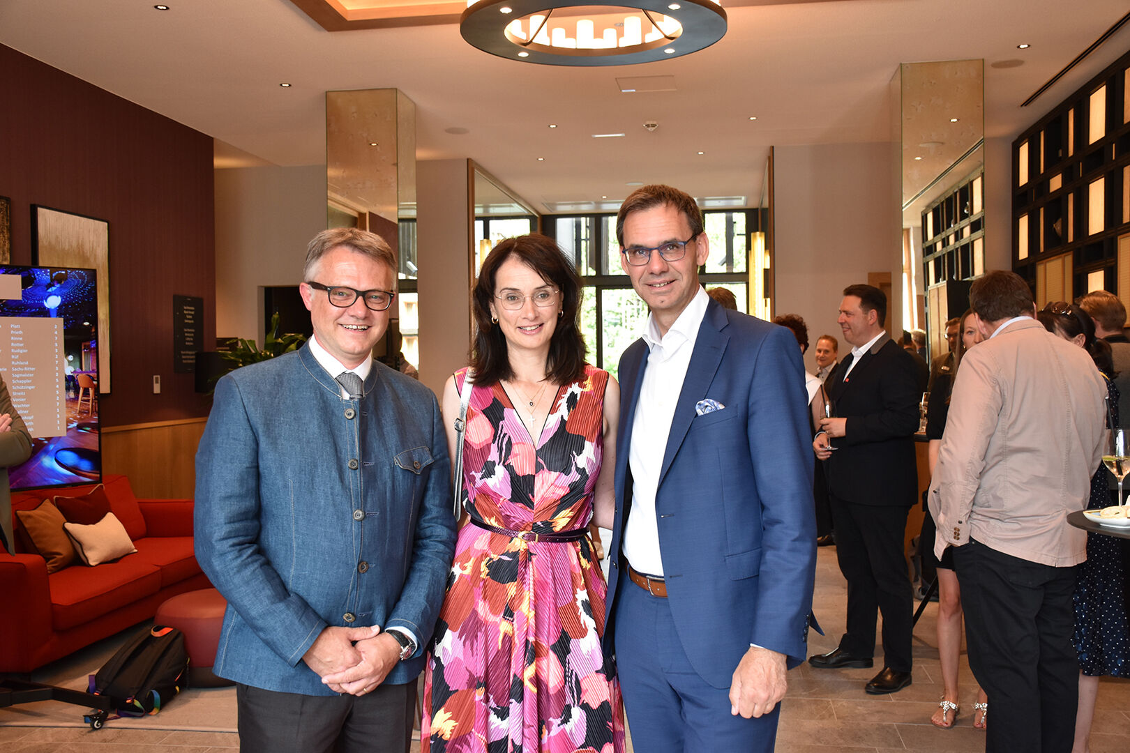 Löwen Hotel Montafon Direktor Karl Brüggemann mit Sonja und Markus Wallner (LH Vorarlberg).