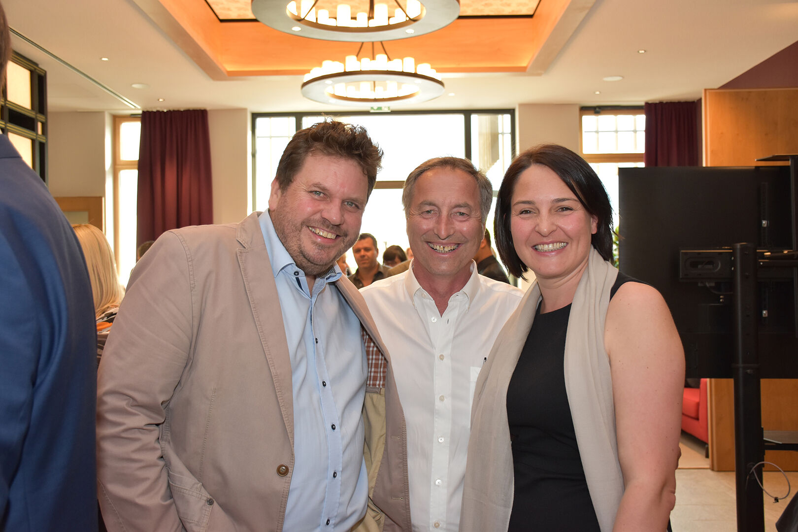 Klaus Vonier (LRG), Heinz Fleisch (Fleisch Loser) und LdTg-Vizepräs. Monika Vonier