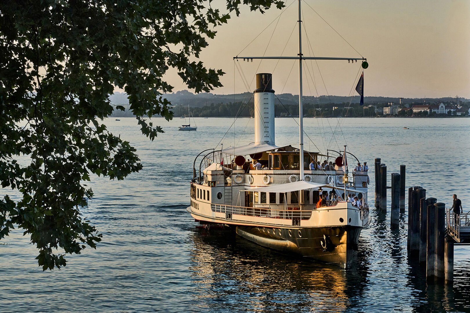 Mit dem Dampfschiff Hohentwiel zu den Festspielen.