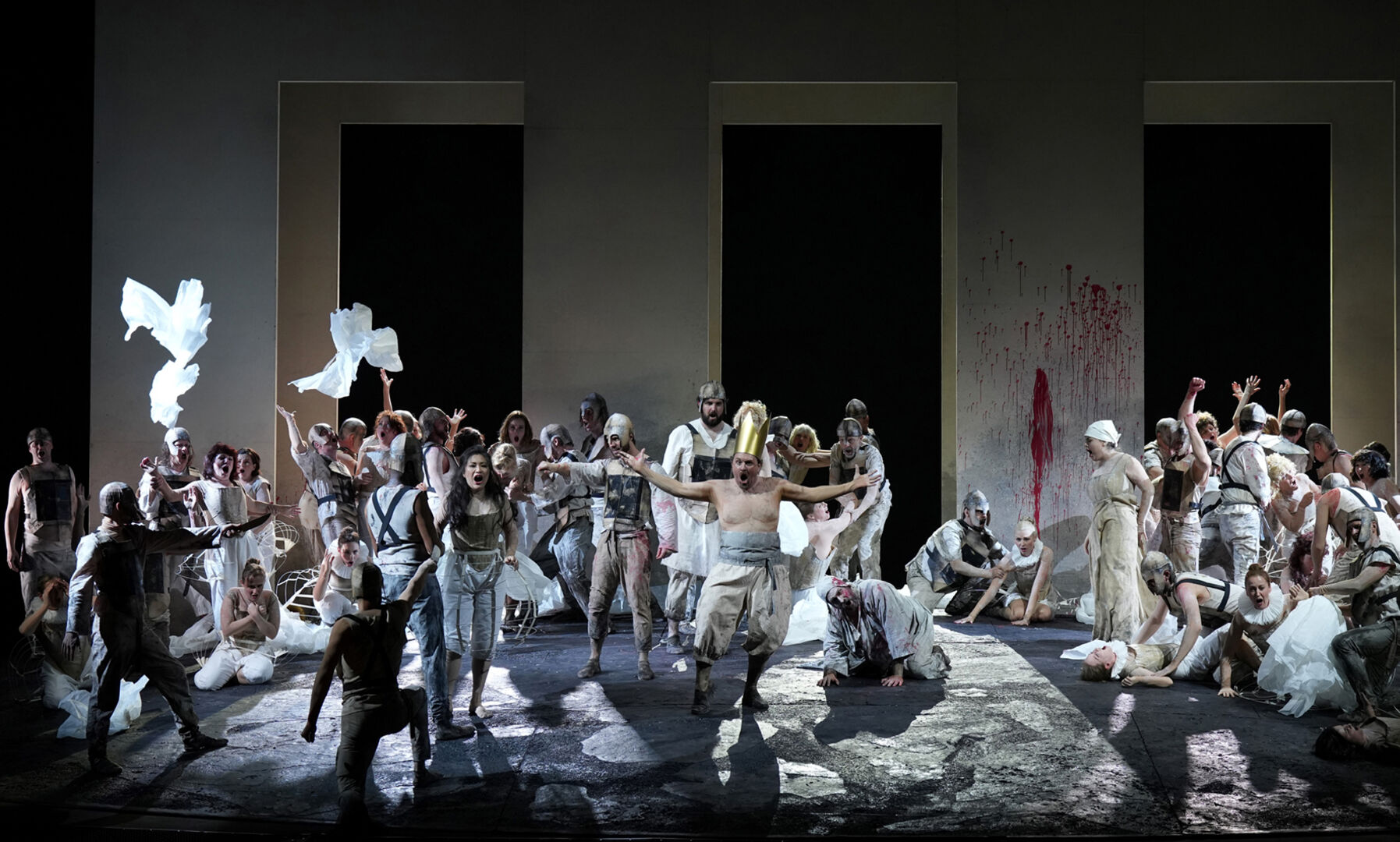 Ernani – die Oper im Festspielhaus.