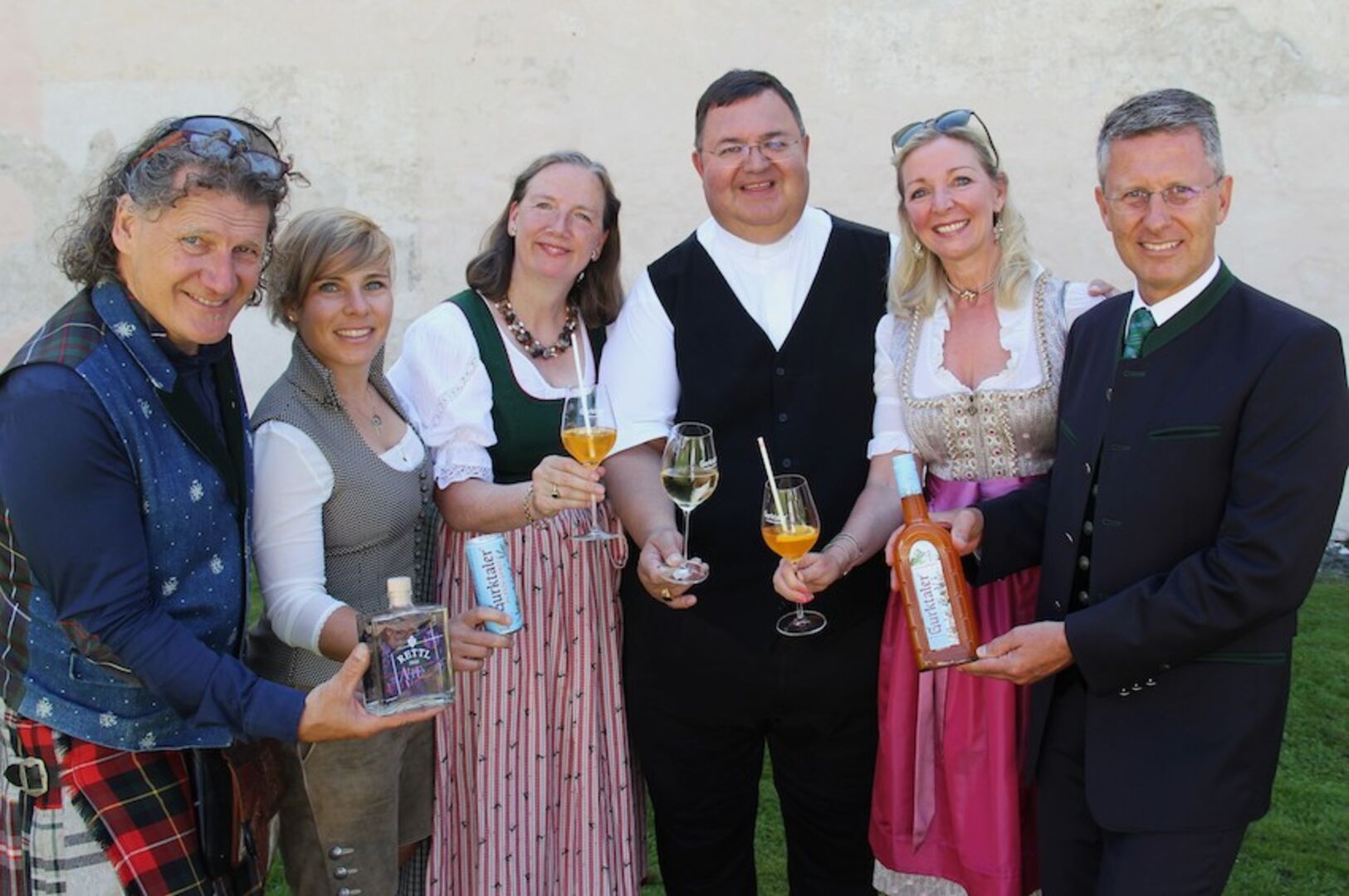 Gäste des Kräuter-Kirchtages