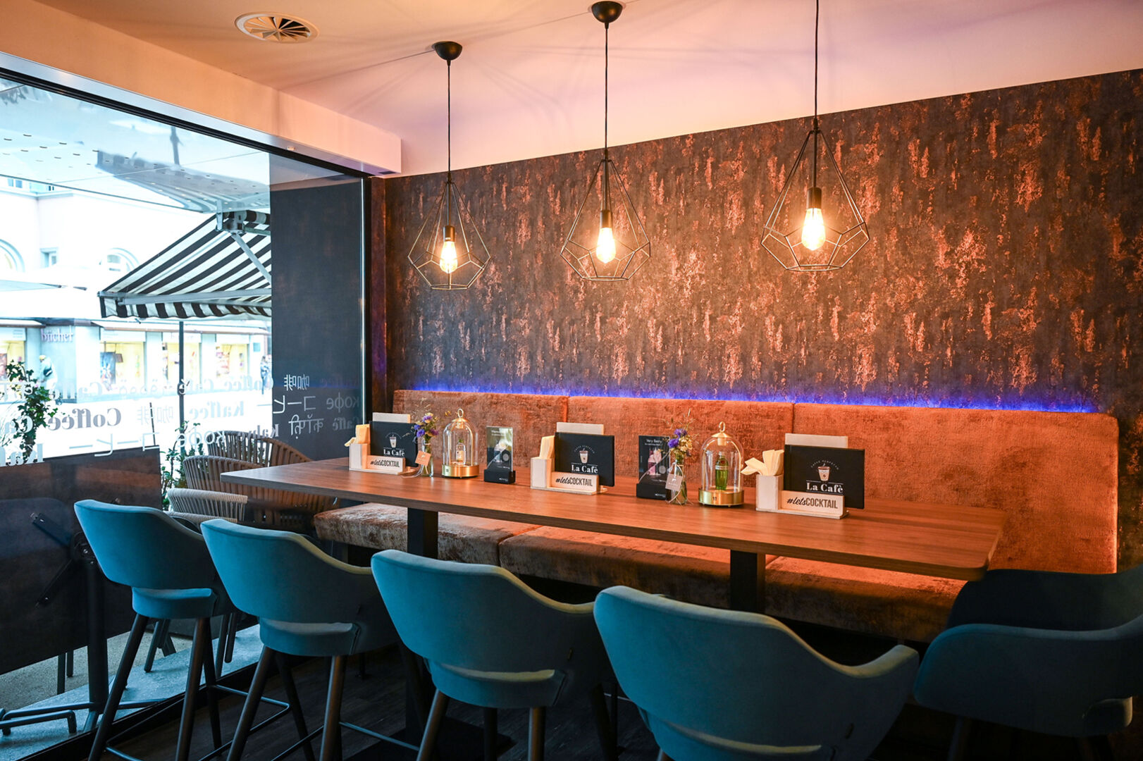 Ein schönes Cafe ist nach umfangreichen Umbauarbeiten in der ehemaligen Bäckerei Kloser in der Bregenzer Kaiserstraße entstanden.