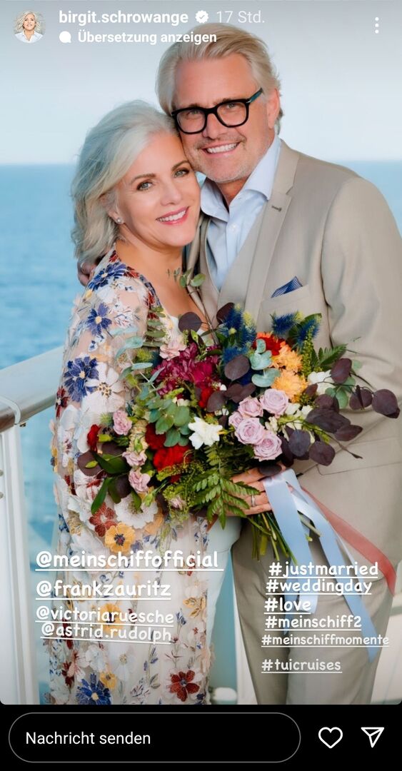 Mit Brautstrauß: Birgit Schrowange und Frank Spothelfer.