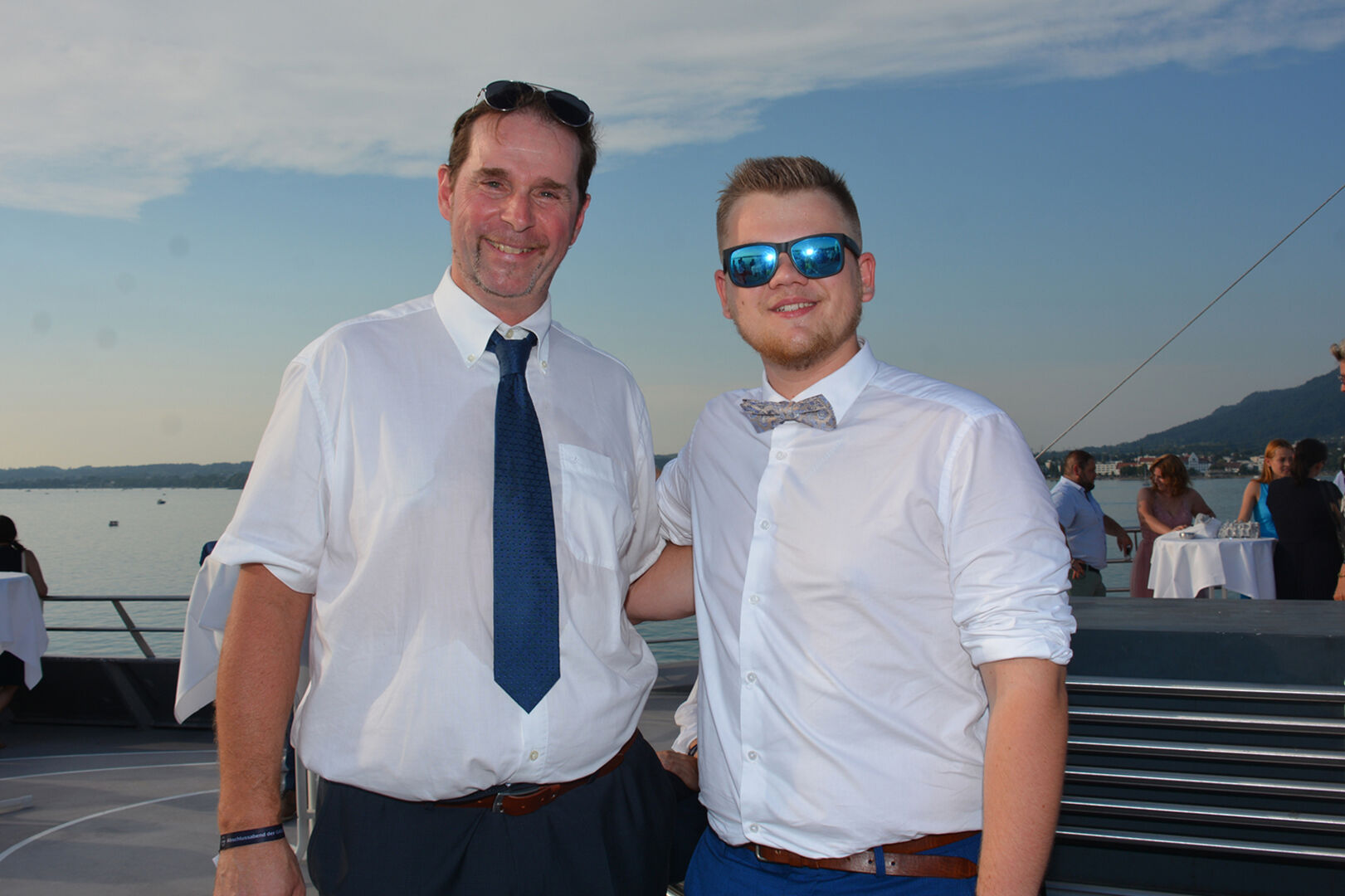 GASCHT-Pädagoge Thomas Hilbrand und Moderator und Absolvent Dominik Schäfer.