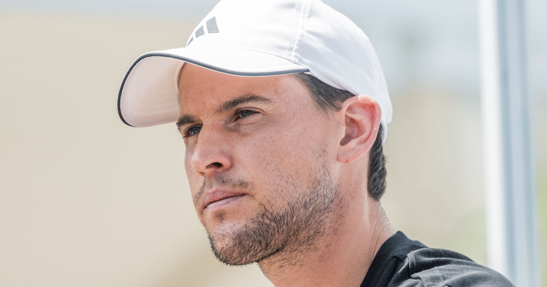 Dominic Thiem mit Kappe im Profil