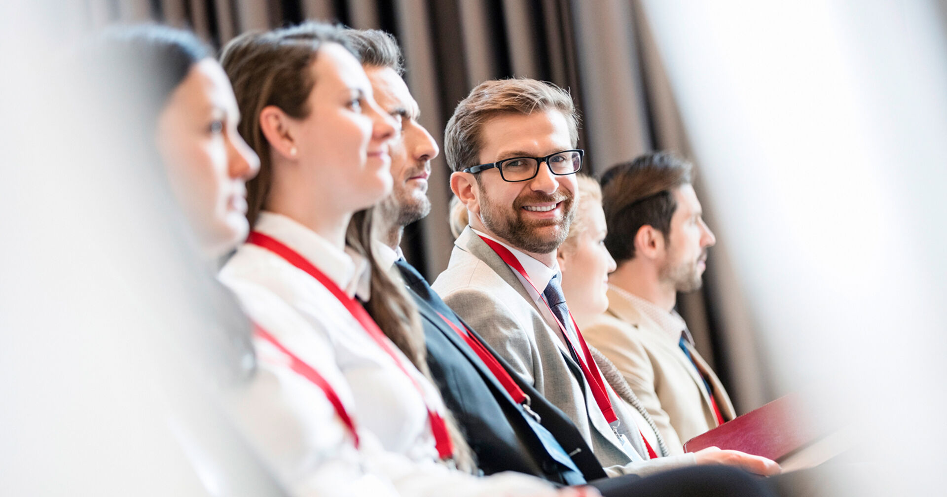 Teilnehmer einer Tagung | Credit: iStock.com/IPGGutenbergUKLtd