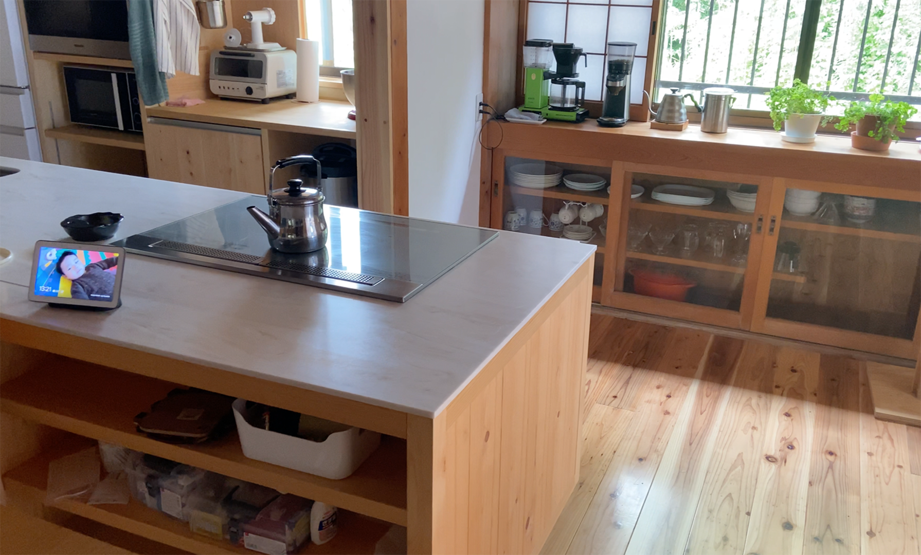 Küche | Credit: Jaya Thursfield