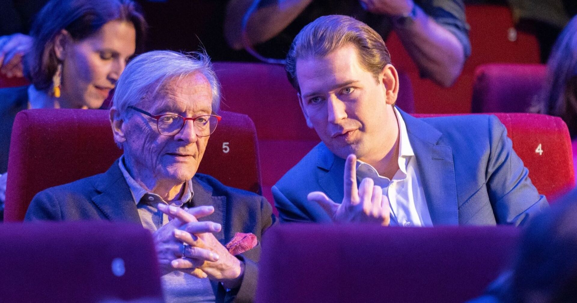 Wolfgang Schüssel und Sebastian Kurz gemeinsam im Kino