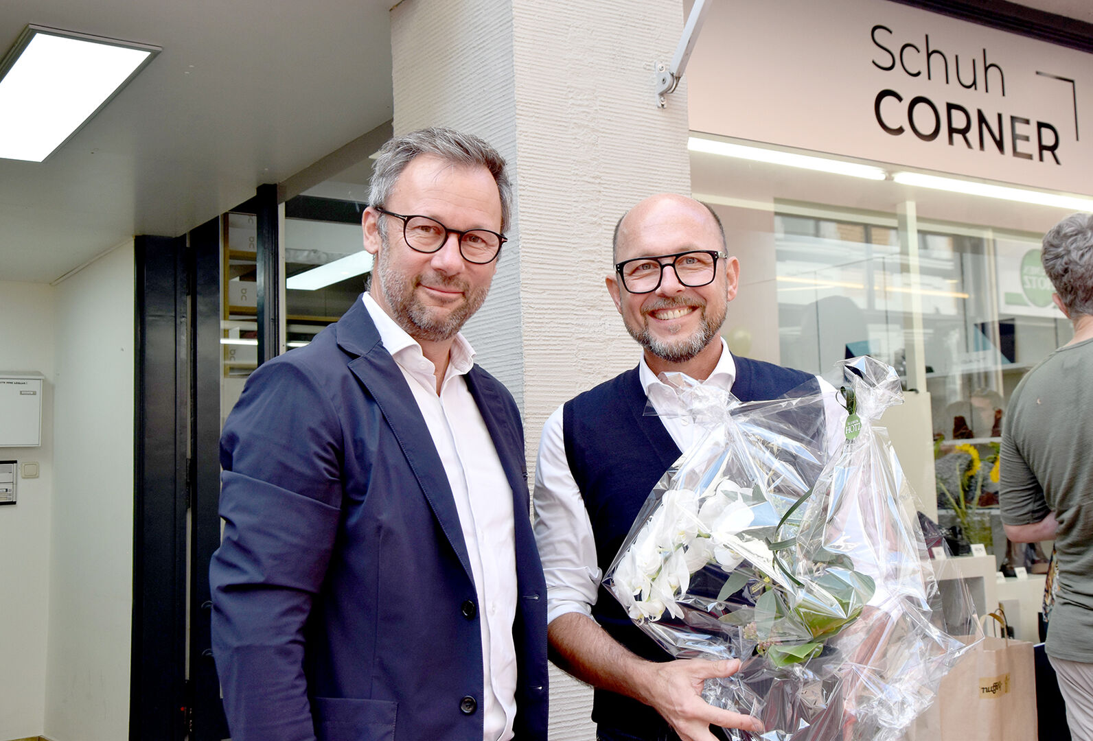 Robert Vögel mit Bürgermeister Michael Ritsch