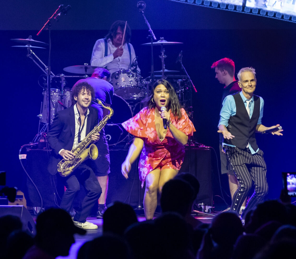 Die Hermes House Band heizte ordentlich ein.