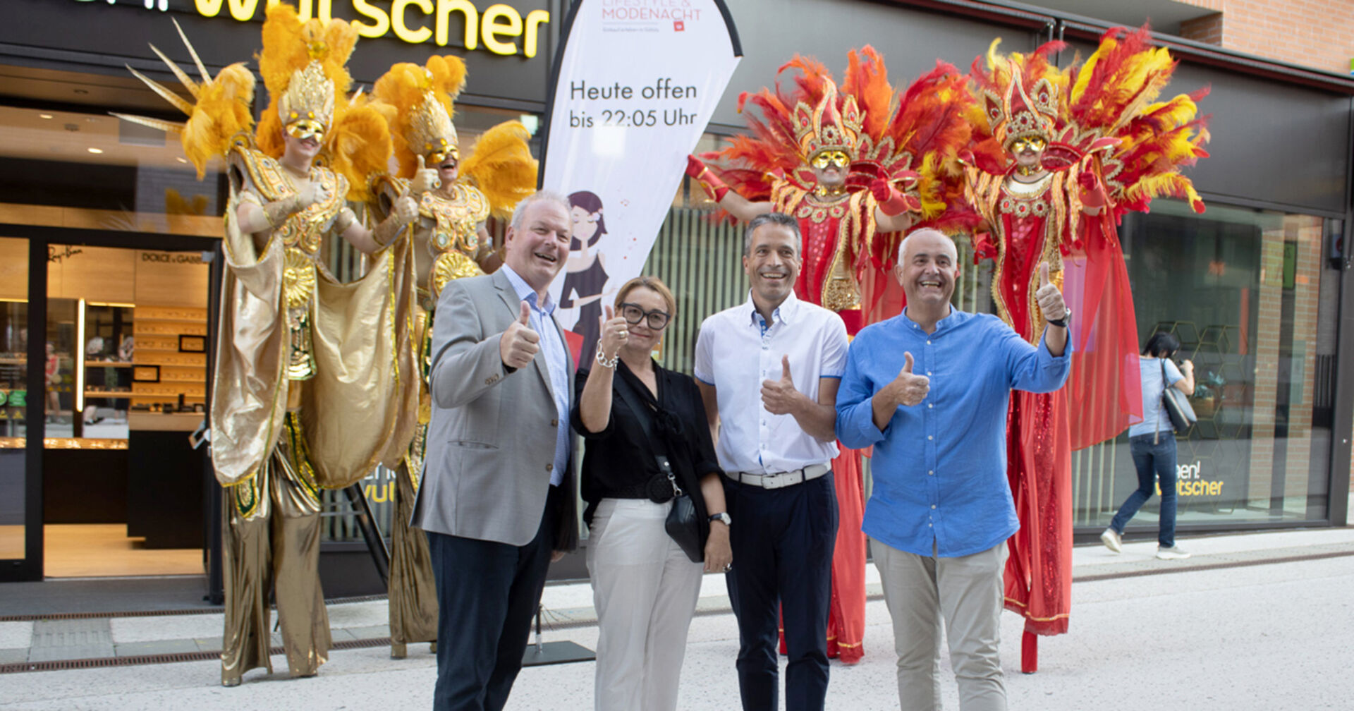 Bürgermeister Christian Loacker, Vizebürgermeisterin Edith Lampert, Clemens Seewald (Seewald Öfen) und Manfred Böhmwalder (Obmann WG Götzis)