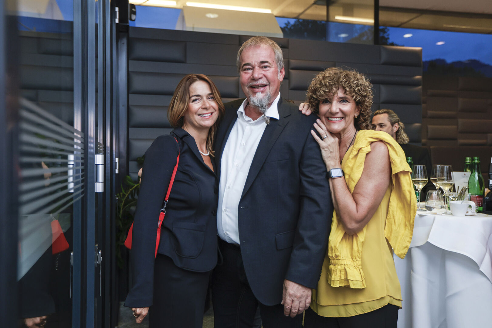 Edeltraud Plaikner, Friseure Thomas und Andrea Sturn (v. li.)