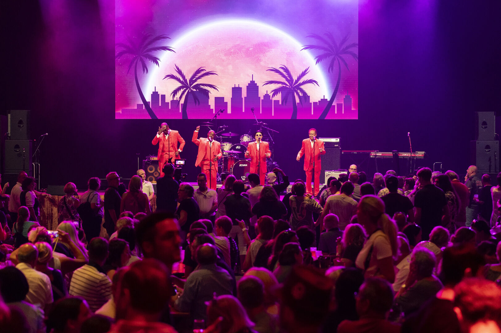 Unvergessliche Hits zum Mitsingen von the magic Drifters vor vielen tausenden Musikfans.