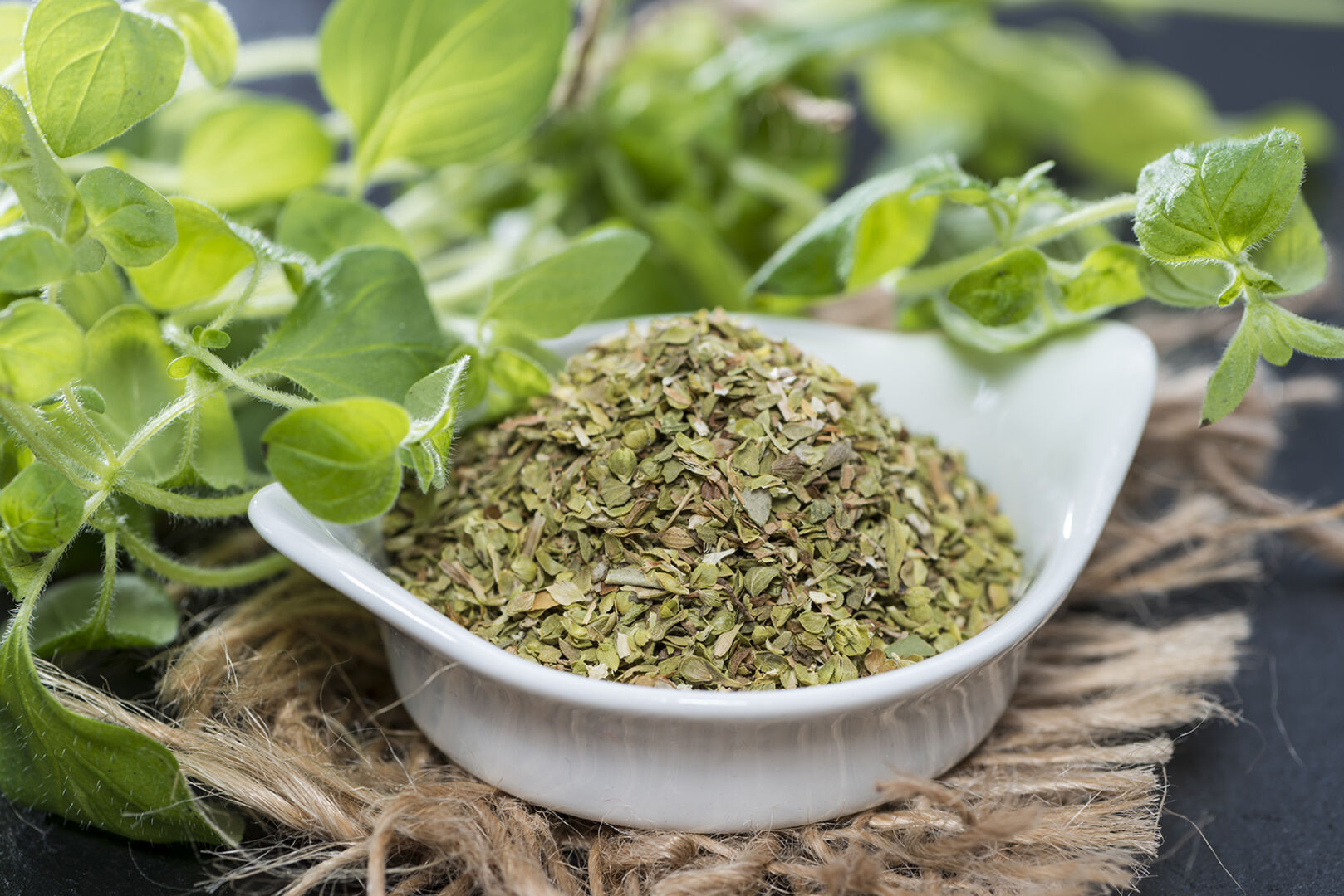 Getrockneter Oregano | Credit: iStock.com/HandmadePictures
