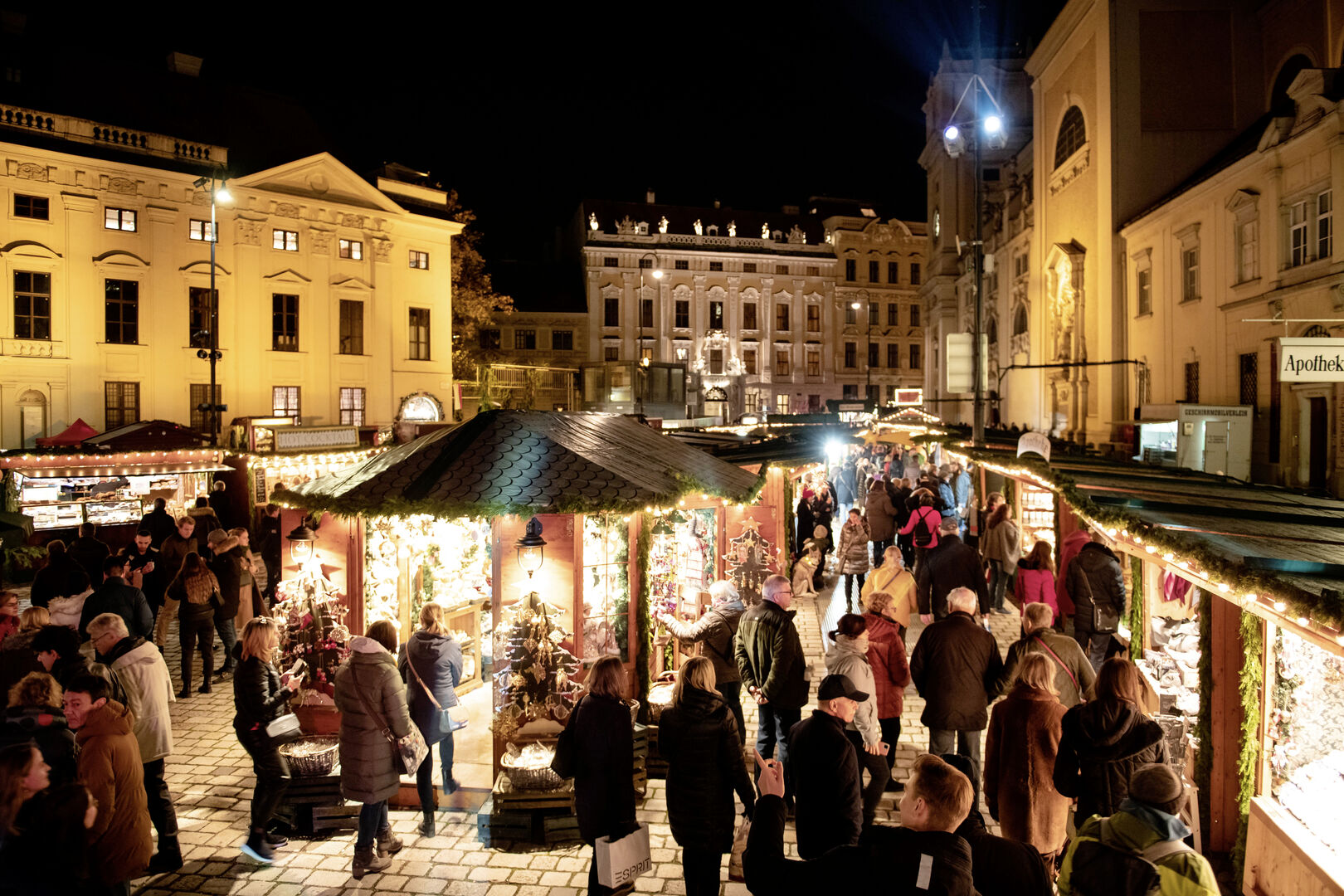 Altwiener Christkindlmarkt an der Freyung