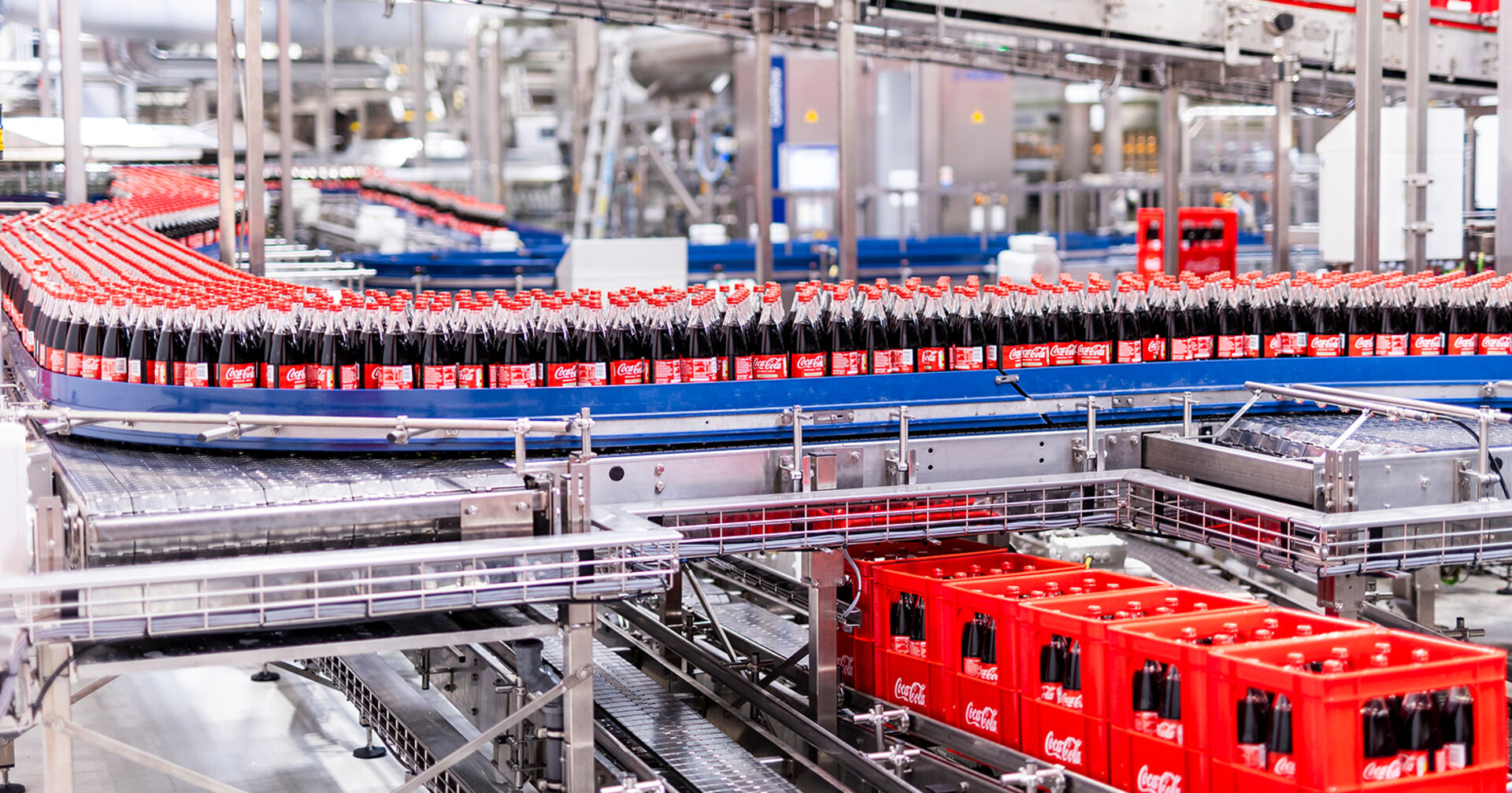 Coca Cola Abfülllinie | Credit: martinsteiger.at
