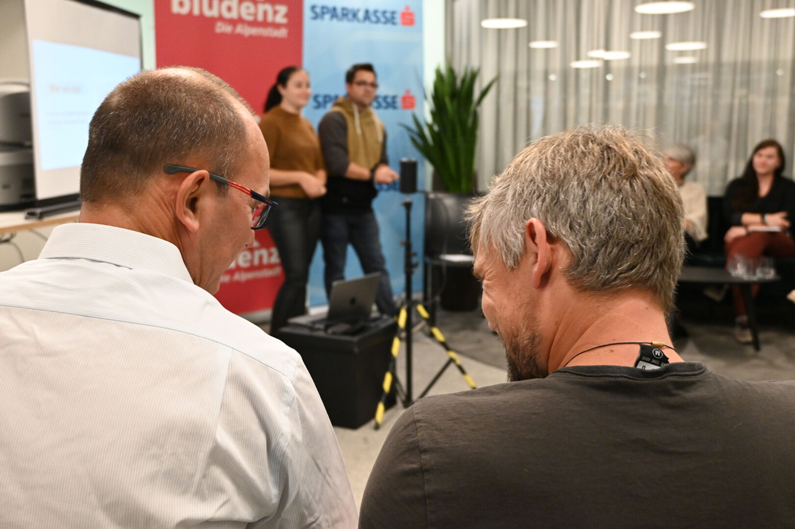 Patrick Beyweiss (Steuerbüro Beyweiss), Roland Vierhauser (Naturlada Ida), Maria und Pascal Hefti (Content Schmiede)