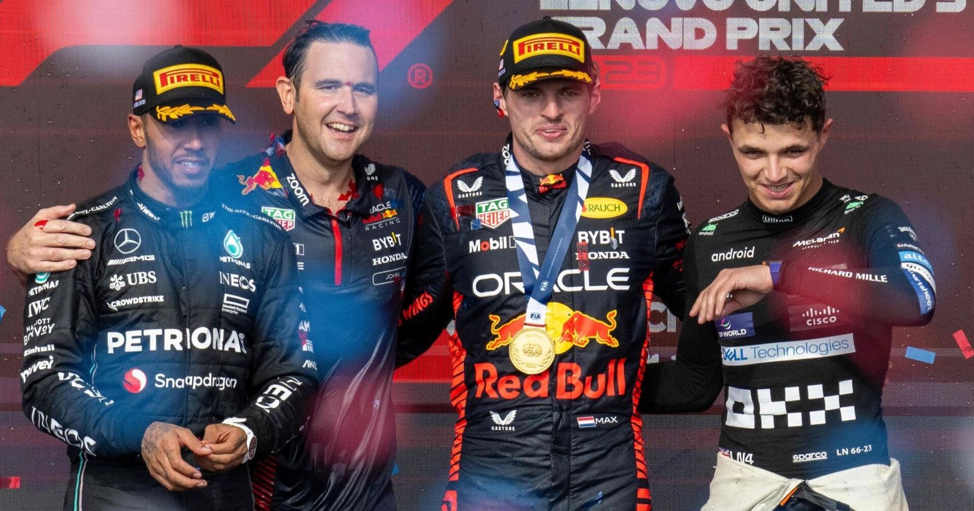 Podium mit Hamilton, Verstappen und Norris