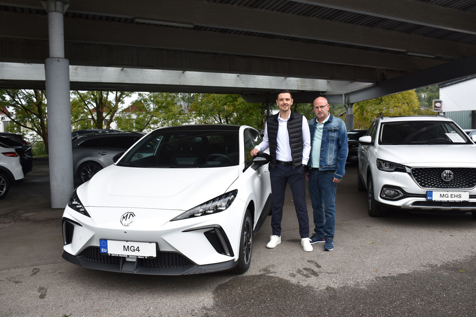 MG: Sead Samardzic (MG Maier Götzis) und Rainer Loacker (Weekend Magazin)