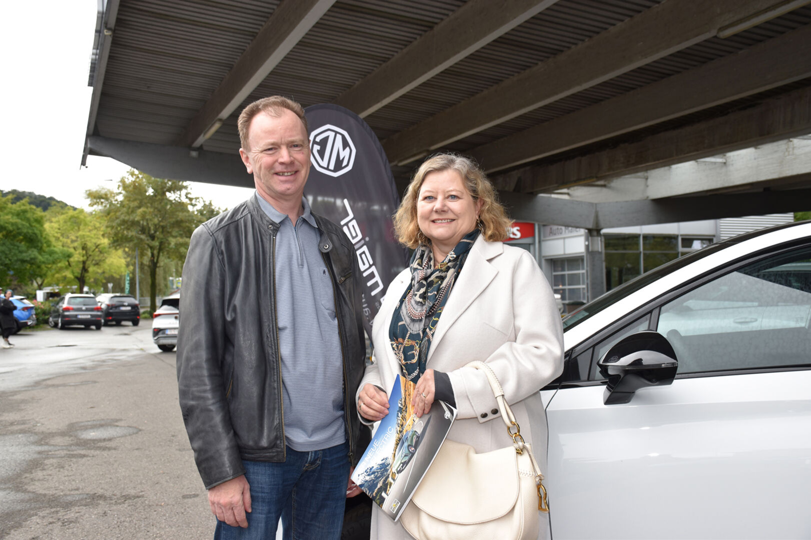 Skodafans und -fahrer Kurt und Evi Friedrichs aus Götzis.