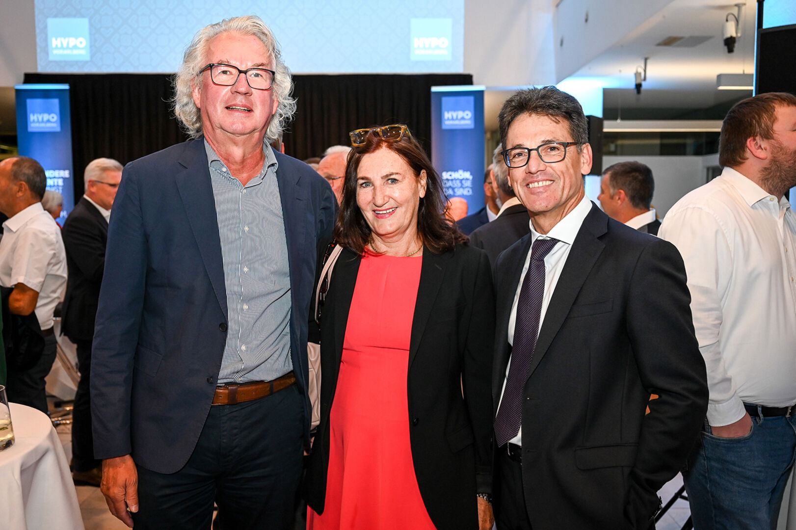 WKV Vizepräsident Edi Fischer mit Elisabeth und Hypo Vorarlberg Vorstand Wilfried Amann (v. li.)