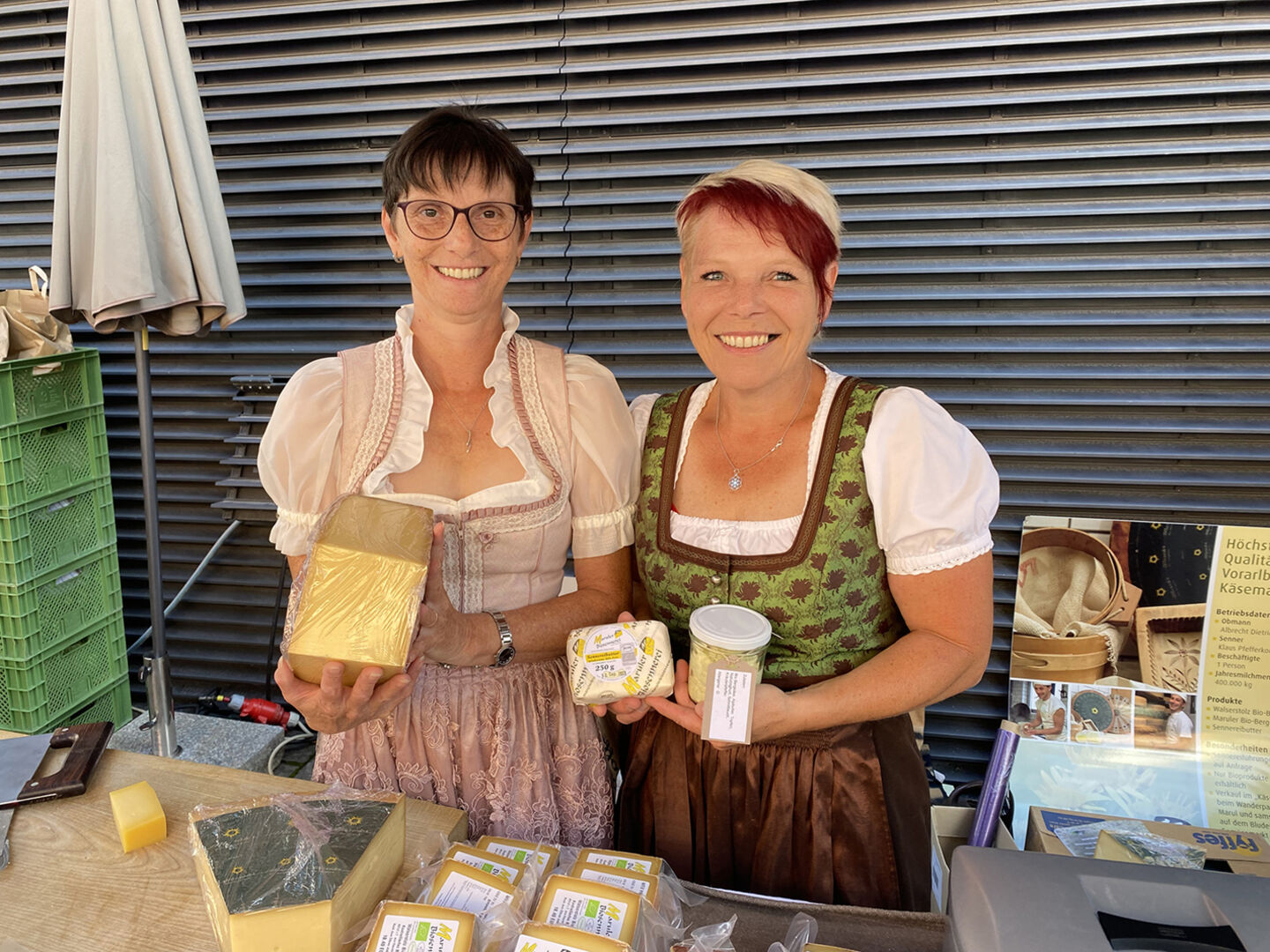 Andrea Kessler und Elke Jenny beide von der Biosennerei Marul (v. li.)