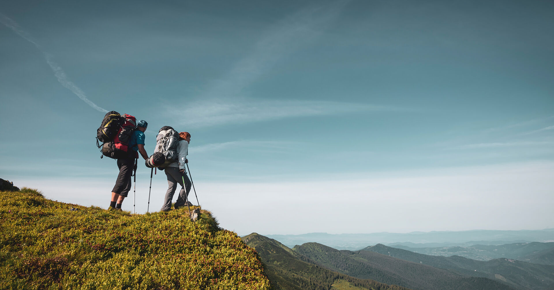Wanderer am Berg | Credit: iStock.com/Tuutikka