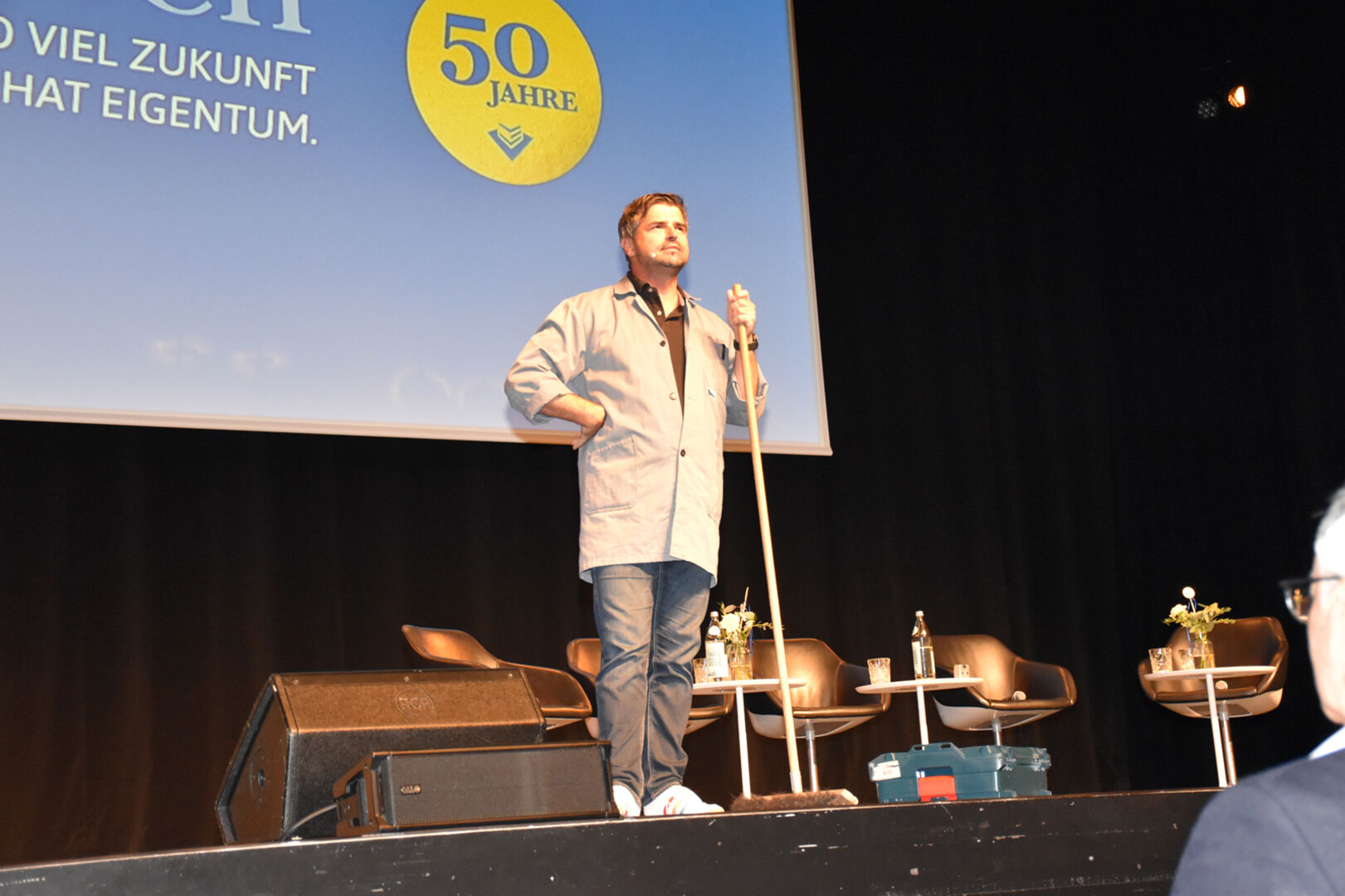 „Ein Hausmeister berichtet….“, gelungene kabarettistische Einlage von Markus Lins