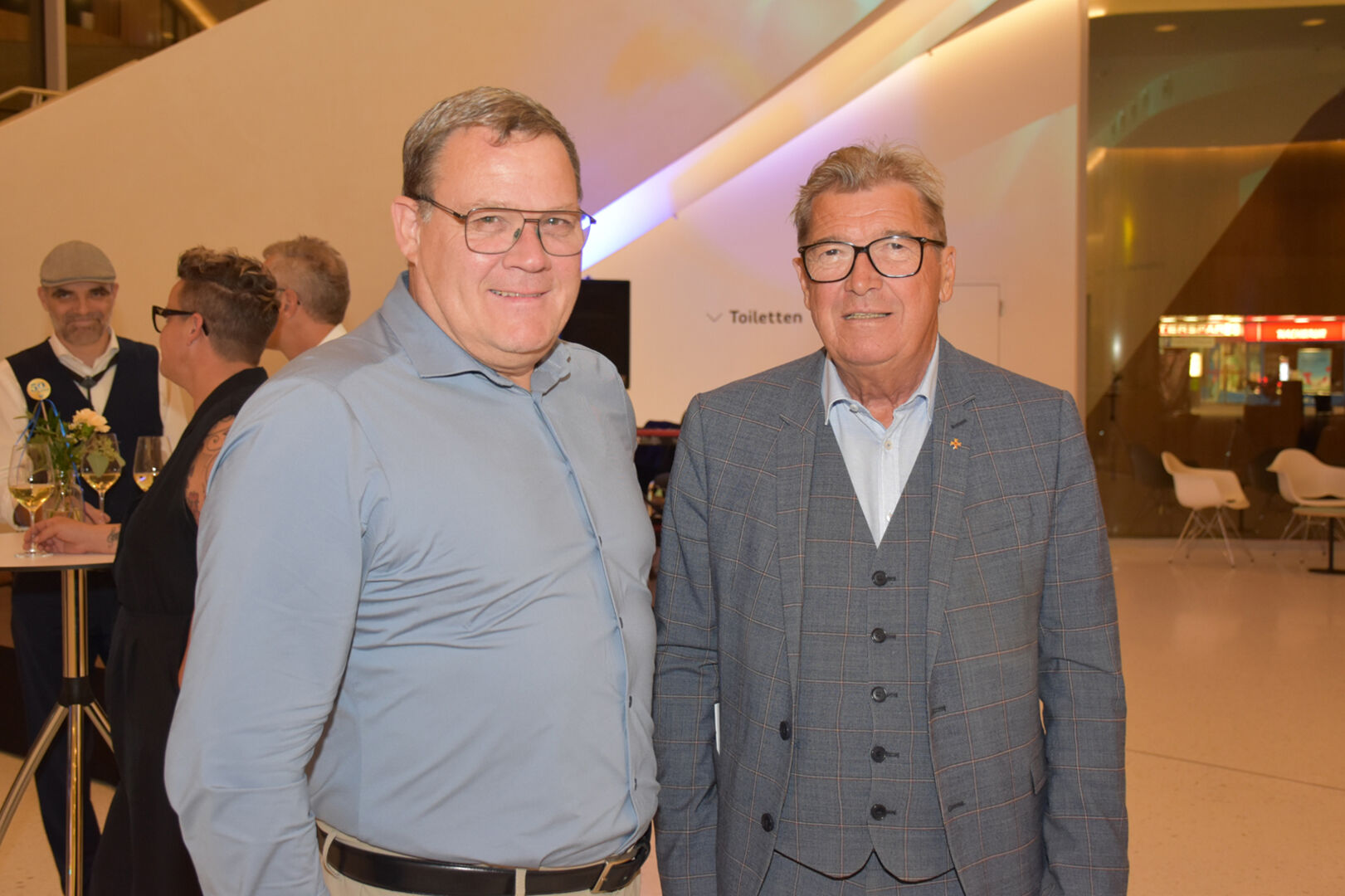 Montforthaus Geschäftsführer Markus Klebl und Wilhelm Muzyczyn