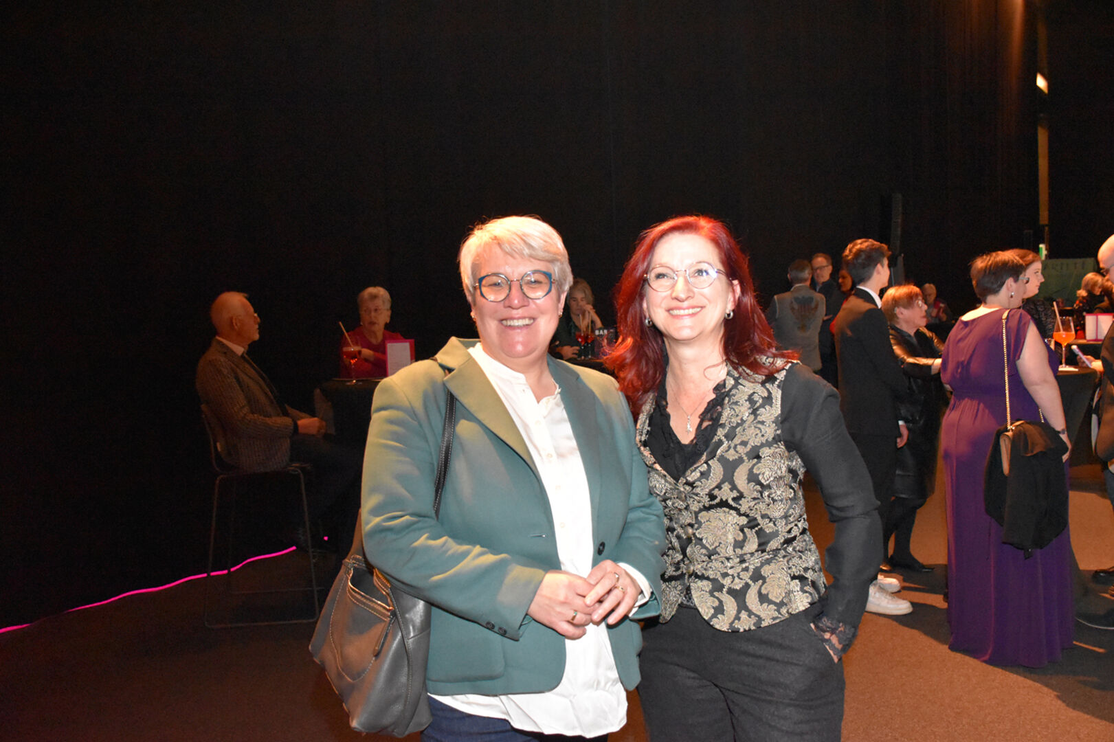 Vom Hotel Löwen Montafon: Ingrid Muxel (Kfm. Direktorin) und Heike Farmer (Marketingleitung)