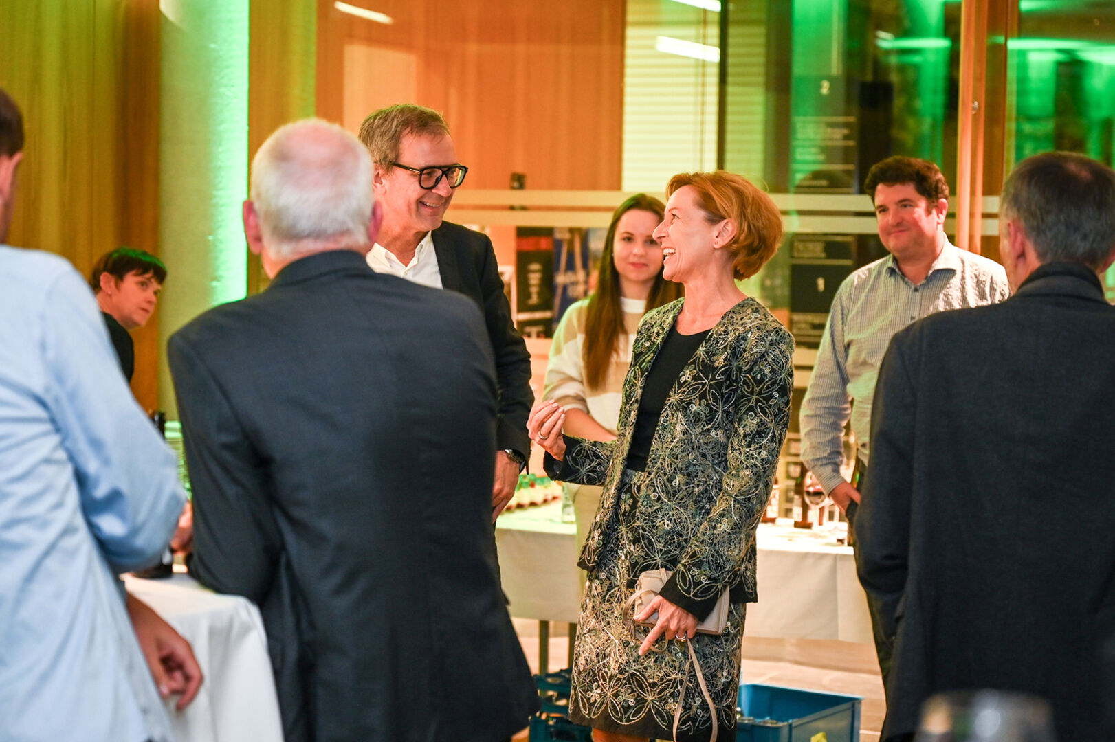 Landesrätin Martina Rüscher auf Kurzbesuch im Impulszentrum: Sie moderierte am 19.4.2001 die Eröffnungsfeier des Impulszentrum Bregenzerwald.