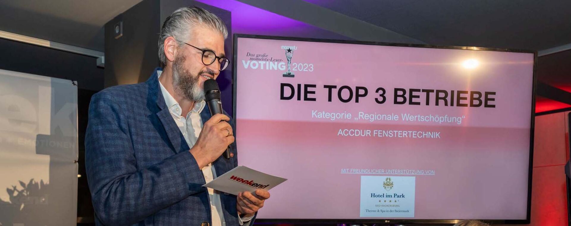 Verleihung der moments-Awards moderiert von Thomas Axmann.