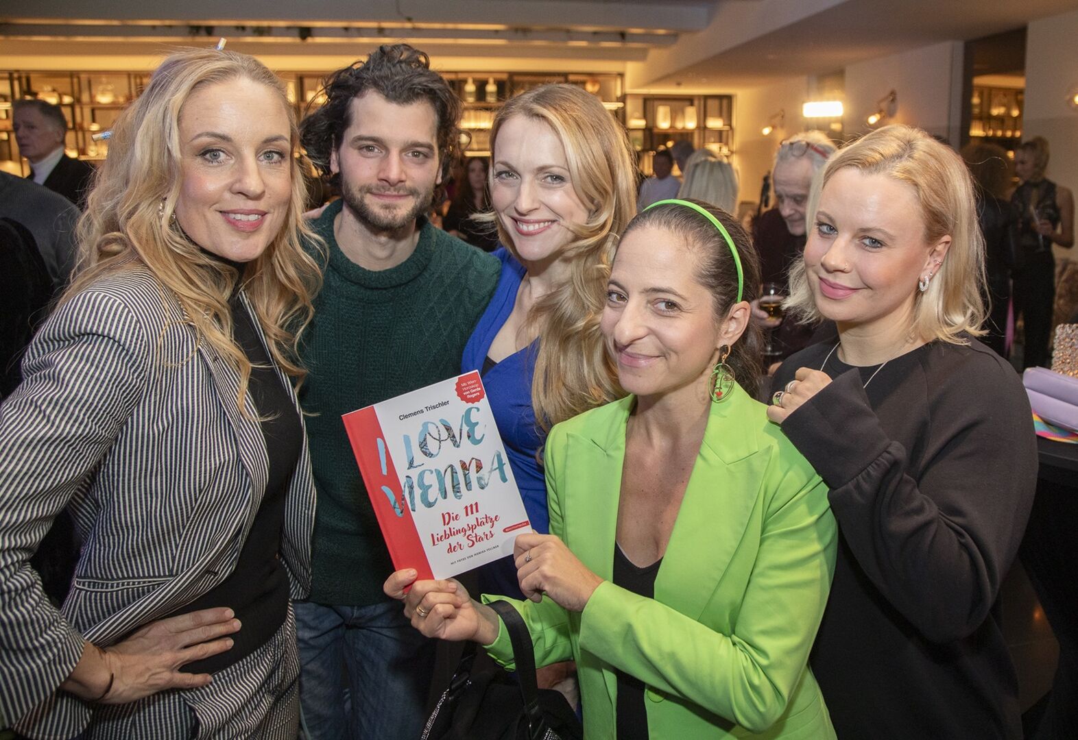 Lilian Klebow, Aaron Karl, Natalie Alison, Caroline Athanasiadis und Katharina Straßer