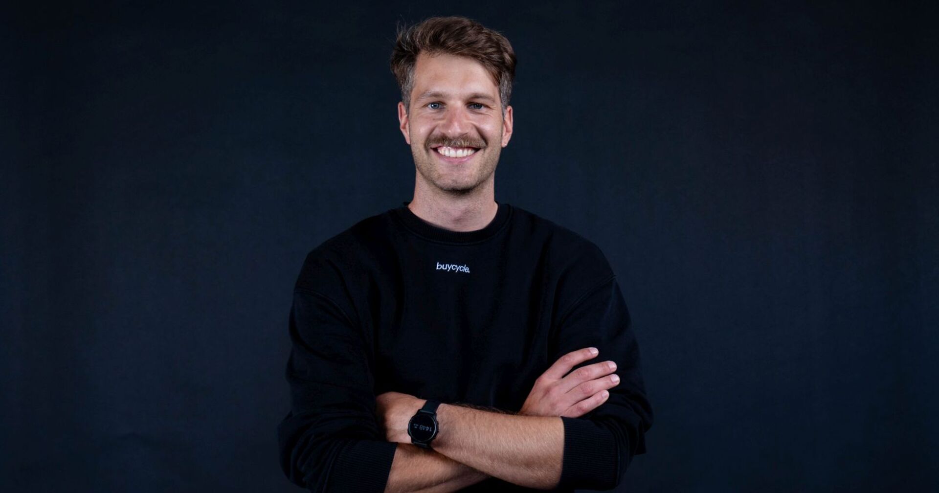 Porträtfoto von Florian Senoner von buycycle