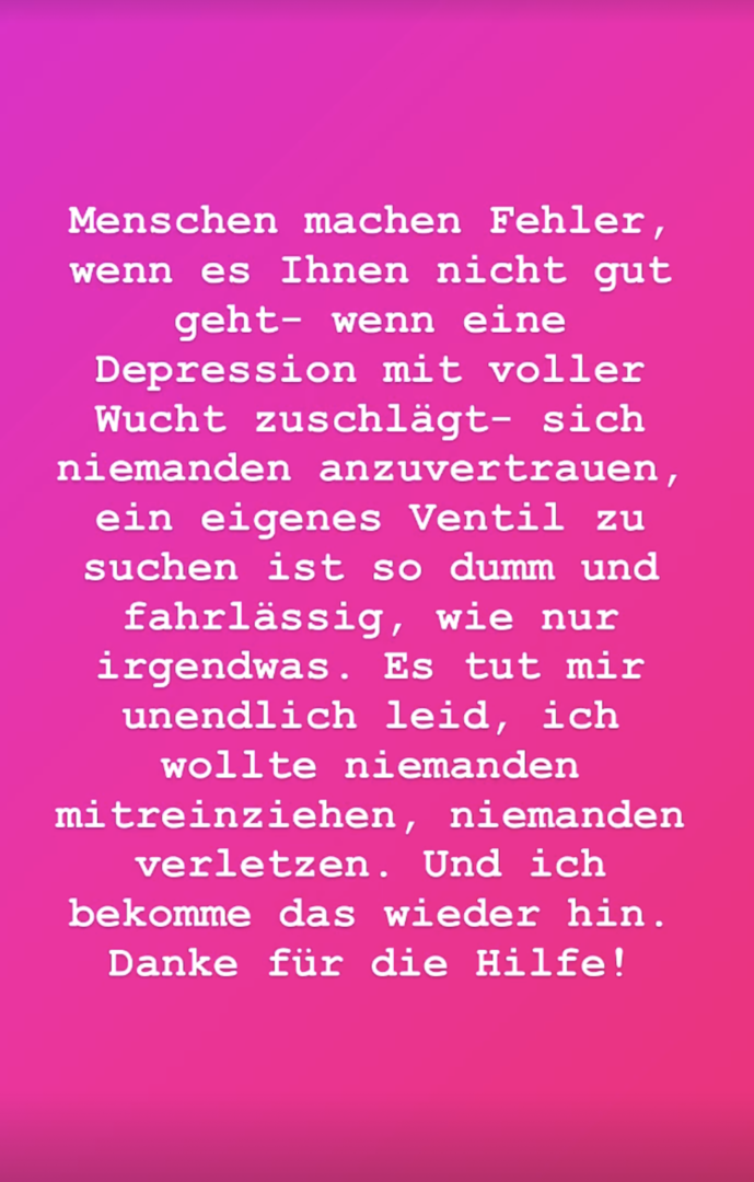 Man sieht einen pinken Screenshot mit einer Botschaft in weißer Schrift.