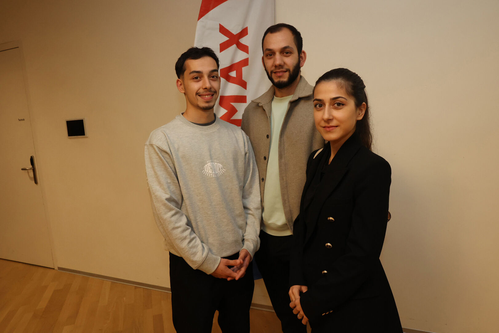 Ali und Bayram Keskin mit Aylin Yala (v. li.)