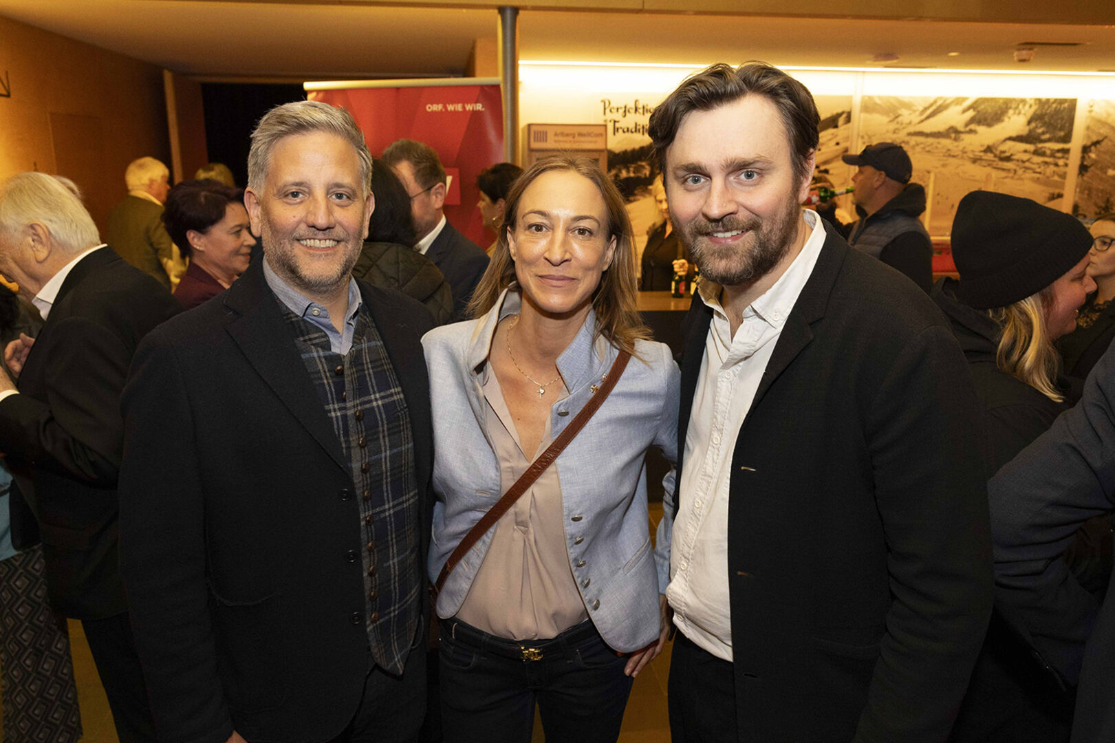 Marcus Knaus und Allessandra Ravanelli (beide Blue Danube Media) mit Christian Bachmann (Produzent Wega Film)