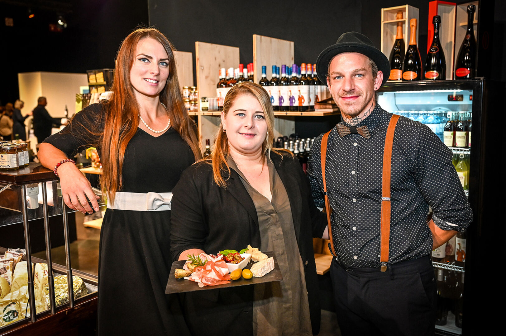 Romina Bravo und Melanie Fleischhacker (Buongustaio Dornbirn) und Philip Steinbrugger (Röst Werk) (v. li.)