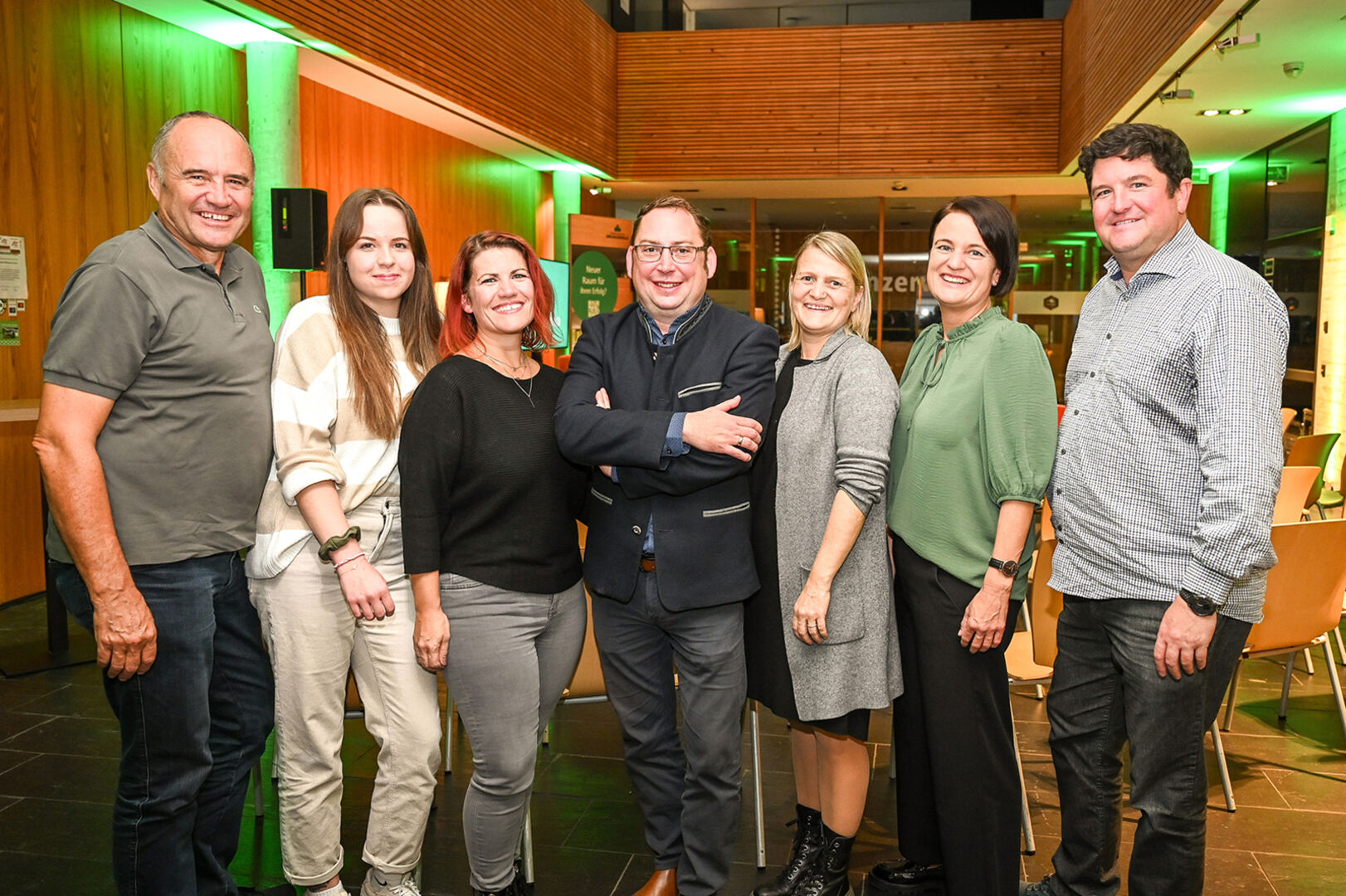 Regio Bregenzerwald: GF Lukas Schrott (mi.) mit Alois Greussing, Ramona Helbock, Brigitte Sohm, Michaela Elmenreich, Manuela Bereuter und Peter Heiß (v.li.)