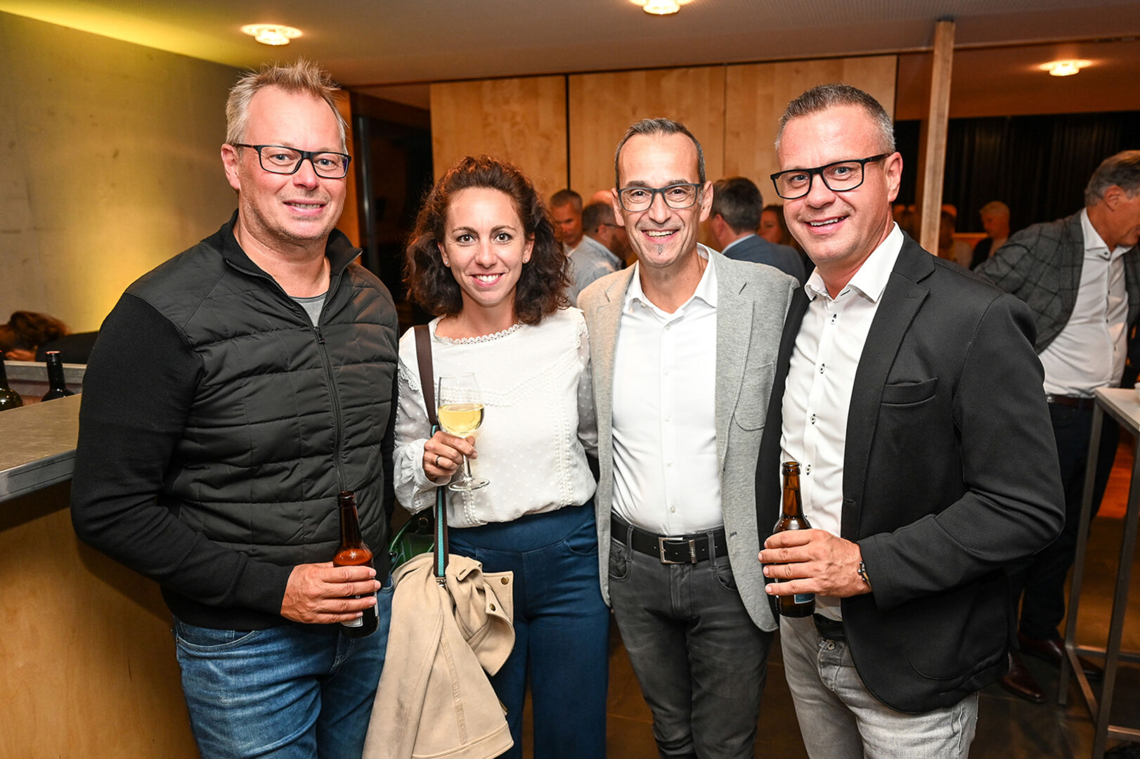 Christoph Wirth (Zech Kies, Vorarlberger Liefer- beton), Verena Prünster (Till Naturmotel), Markus Prünster (VDir. Raiffeisenbank im Walgau), Peter Mostögl
