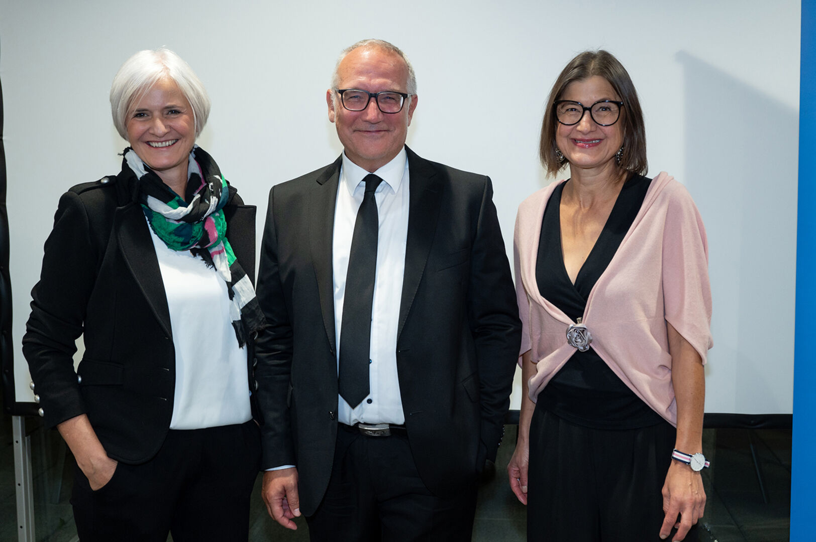Maria Immler (Karg Landmaschinen), Ralf Wieland (Sparkassenfiliale Hard), Beate Hagspiel (Höchst) (v. li.)