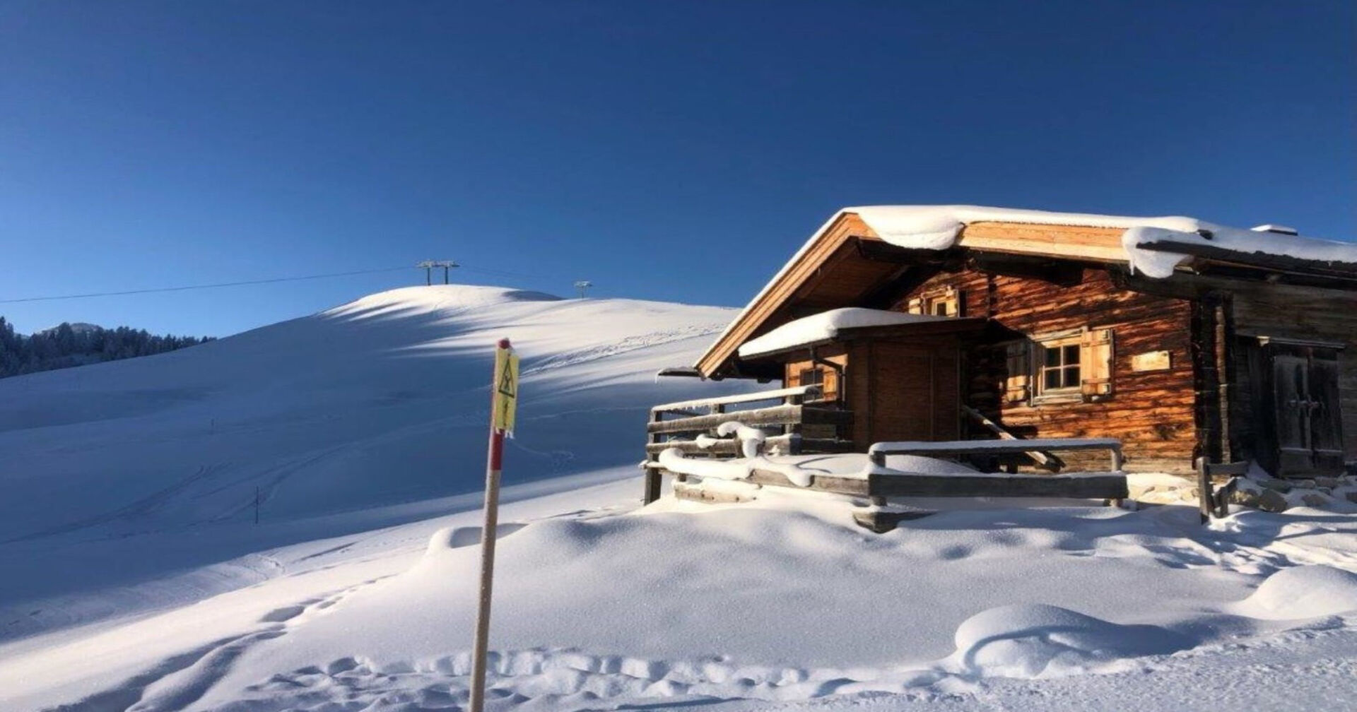 Hütte mitten im Skigebiet in Lofer
